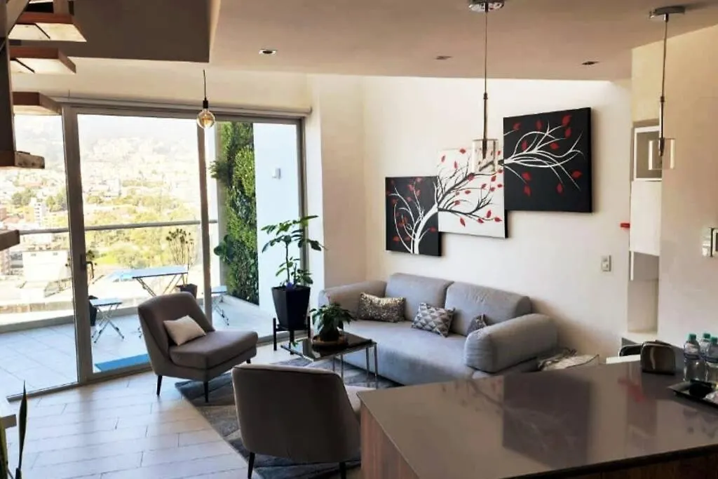 Διαμέρισμα Loft De Lujo Con Cautivante Vista A La Montana Κίτο