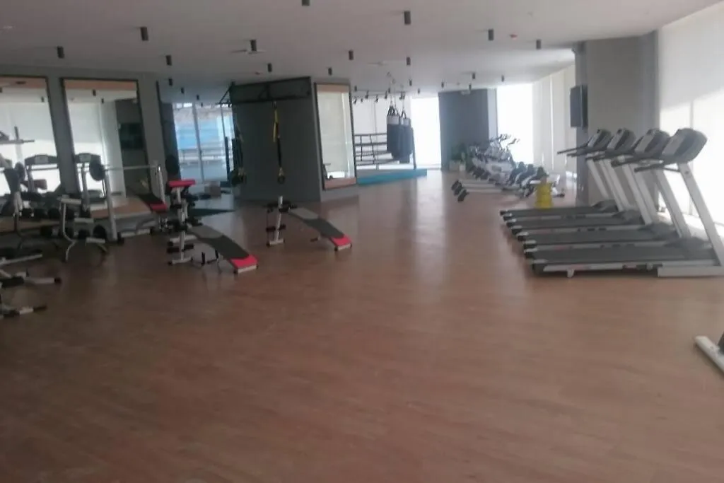 Loft De Lujo Con Cautivante Vista A La Montana Κίτο